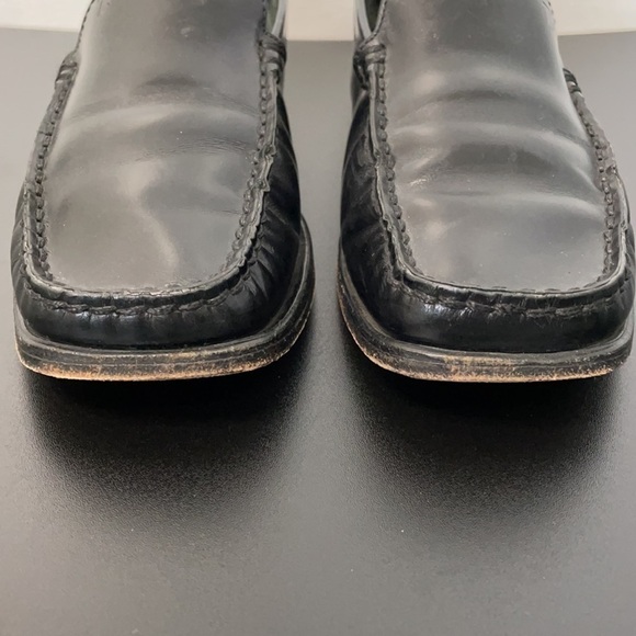 TODS Black Italian Leather Driving Loafers main image 6